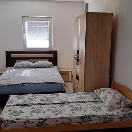 Natasa Apartman